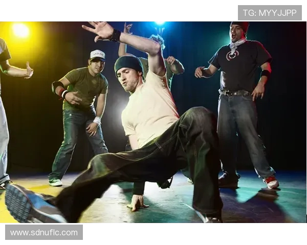 街舞热潮来袭：深入成都街舞队的速度与激情之旅