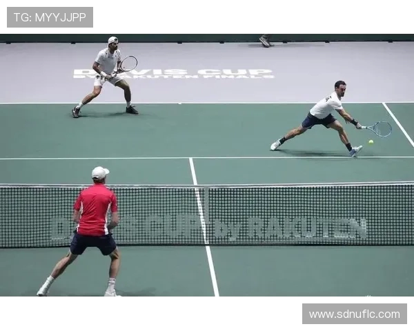 重庆篮球队的战术解析与球队控制力的深度剖析