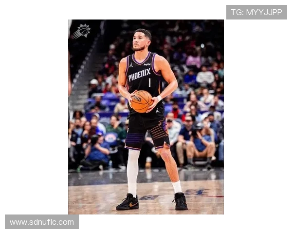 德文布克:从新星到NBA超级巨星的成长之路与成就探索 德文布克:从新星到NBA超级巨星的成长之路与成就探索